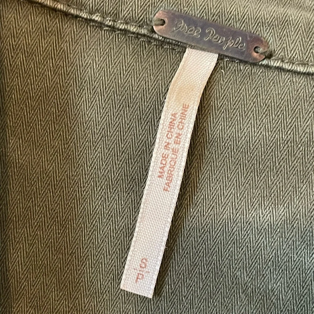 Free People Distressed Army Green Fitted Jacket Size Small - Picture 4 of 10